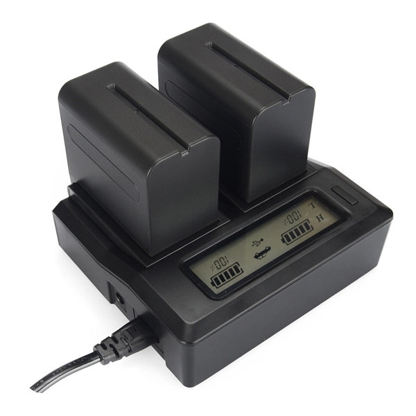 Зарядное устройство двойное KingMa для аккумуляторов NP-F DC-LCD-F970 - фото 3