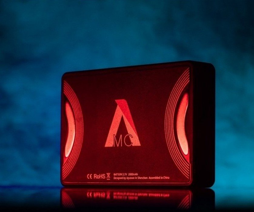 Осветитель Aputure MC RGBWW APA0142A10 осветитель aputure tri 8s v mount 5500k tri 8s v mount
