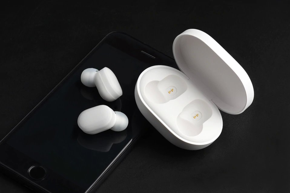 Наушники Xiaomi Mi True Wireless Earbuds Белые TWSEJ02LM - фото 5