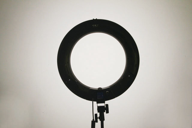 Осветитель кольцевой Viltrox VL-600T 45W (3300-5600K) - фото 9