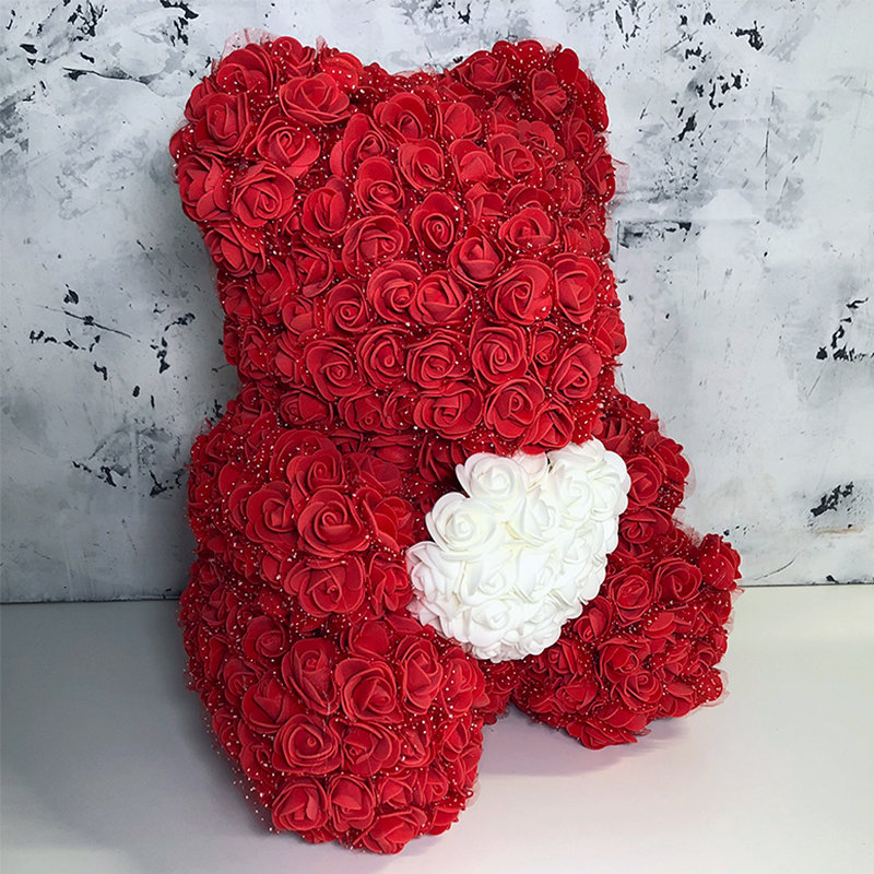 Мишка из роз с белым сердцем 40 см Красный