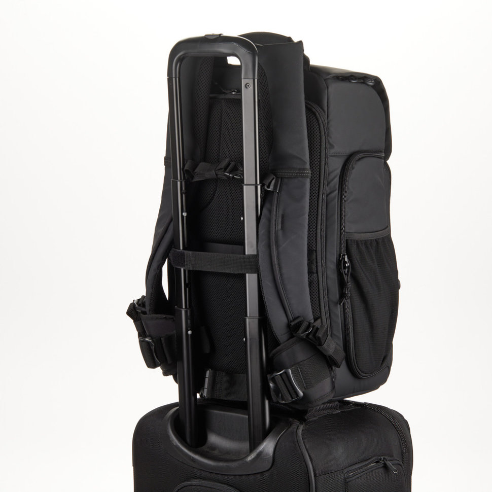 Рюкзак Tenba Axis v2 LT 20L Чёрный 637-768 кейсы и чехлы для оборудования dj bag urban backpack