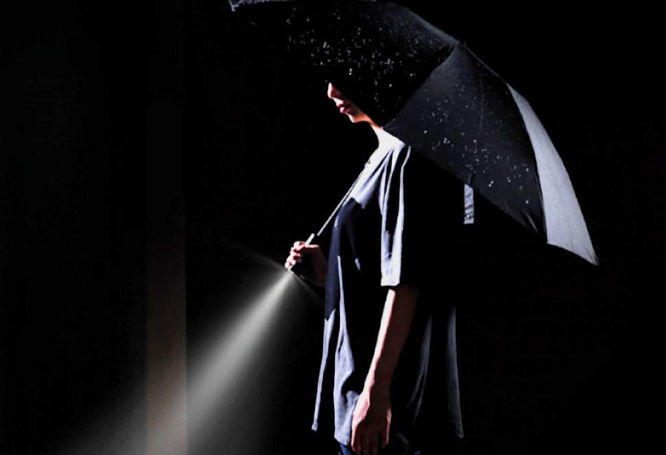 Зонт c фонариком Xiaomi KongGu Reverse Ten Bone Automatic Lighting Umbrella Чёрный KONGGU-02
