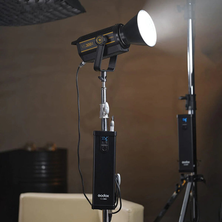 Осветитель Godox VL300II осветитель студийный falcon eyes studio led cob 120 bp светодиодный