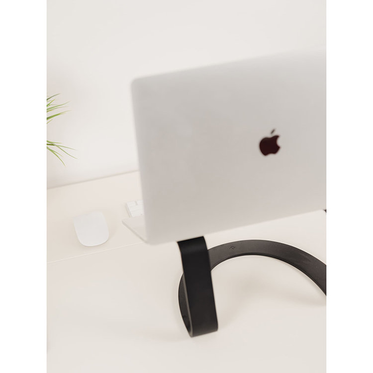 Подставка Twelve South Curve для MacBook Чёрная 12-1708 - фото 1