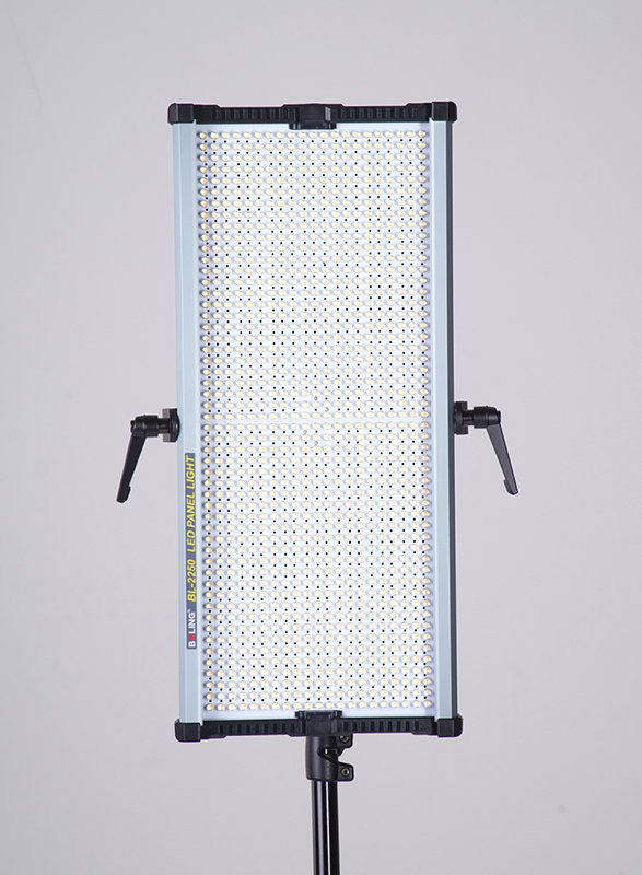 Осветитель Boling BL-2250P (5600K) осветитель boling allspark a60 bl a60
