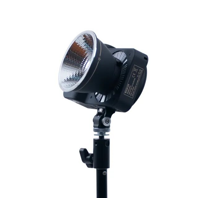 Осветитель DigitalFoto DF-100Bi Чёрный осветитель yongnuo ynlux200 kit 5600k серый ynlux200 kit 5600k grey